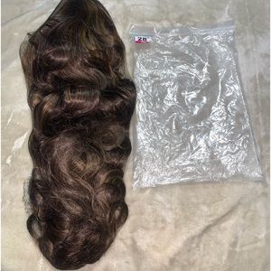 28 Inch Synthetic Body Wave Wig Brown with Blonde Highlights